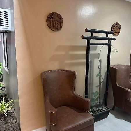 Aden Hotel Макати Экстерьер фото
