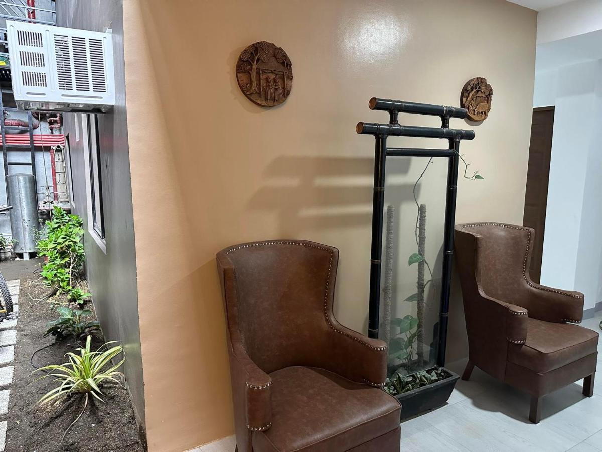 Aden Hotel Макати Экстерьер фото